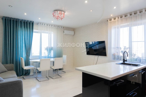 
   Продам 2-комнатную, 65.7 м², Киевская ул, 3/1

. Фото 3.