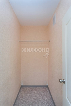 
   Продам 1-комнатную, 44 м², 2-й (4 мкр.) кв-л, 232

. Фото 9.