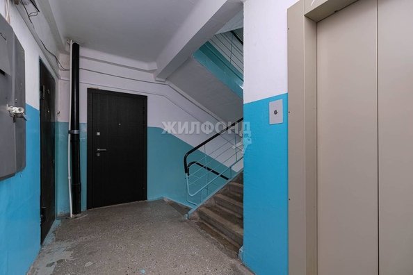 
   Продам 1-комнатную, 40.5 м², Лазурная ул, 16

. Фото 11.