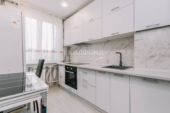 
   Продам 2-комнатную, 43.5 м², 9-й Гвардейской Дивизии ул, 12

. Фото 11.