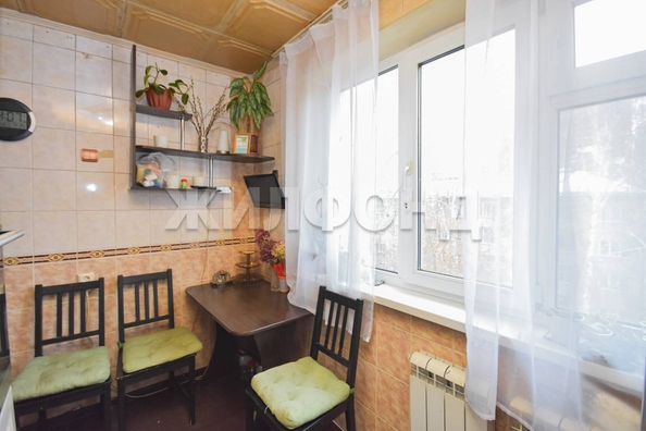 
   Продам 3-комнатную, 59 м², Кропоткина ул, 98

. Фото 3.