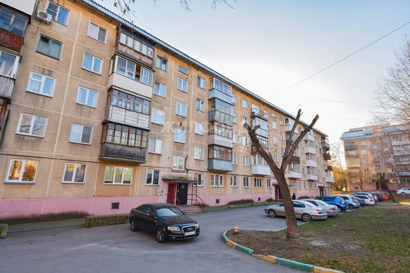 
   Продам 3-комнатную, 57.6 м², Вертковская ул, 6

. Фото 24.