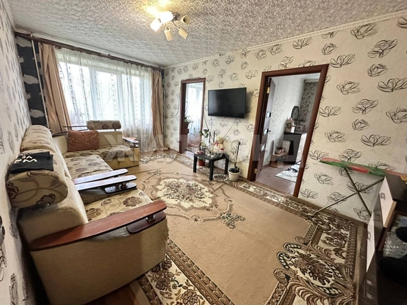 
   Продам 4-комнатную, 61.4 м², Есенина ул, 20

. Фото 4.