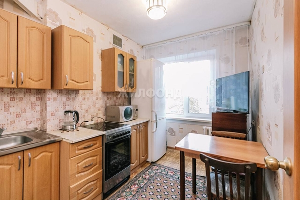 
   Продам 3-комнатную, 63.2 м², Зорге ул, 193/1

. Фото 17.