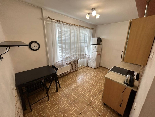 
   Продам 1-комнатную, 39.7 м², Горский мкр, 72

. Фото 6.