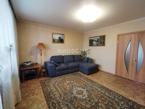 
   Продам 3-комнатную, 74.1 м², Лазурная ул, 2

. Фото 7.