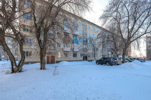 
   Продам 3-комнатную, 57.2 м², Микрорайон тер, 14

. Фото 4.