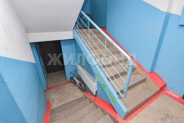
   Продам 3-комнатную, 57.2 м², Микрорайон тер, 14

. Фото 11.