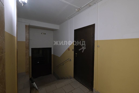 
   Продам 3-комнатную, 64 м², 2-й (4 мкр.) кв-л, 226

. Фото 24.