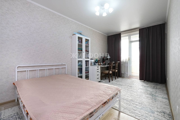 
   Продам 3-комнатную, 92.8 м², Блюхера ул, 71б

. Фото 24.