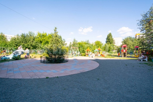 
  Продается 3-комн. квартира, 61.7 м², Саввы Кожевникова ул, д. 19
. Фото 8.