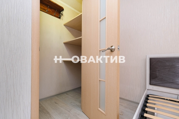 
   Продам 2-комнатную, 46 м², Жуковского ул, 121

. Фото 12.