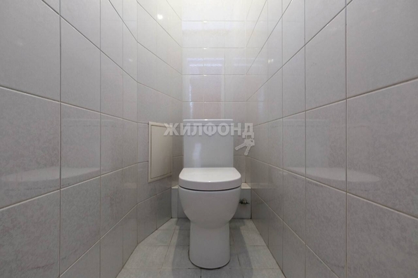 
   Продам 3-комнатную, 96.8 м², Кирова ул, 46

. Фото 17.