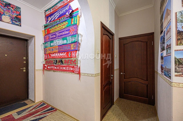 
   Продам 2-комнатную, 79.3 м², Кирова ул, 27

. Фото 22.