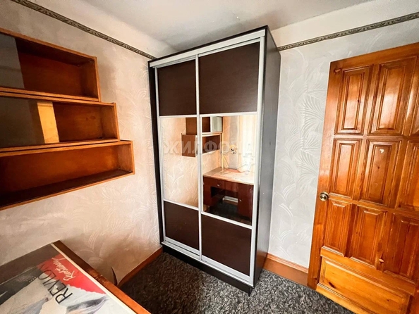 
   Продам 2-комнатную, 40.3 м², Космическая ул, 8

. Фото 15.