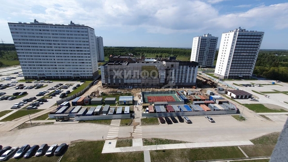 
   Продам 1-комнатную, 47.5 м², Забалуева ул, 96

. Фото 10.