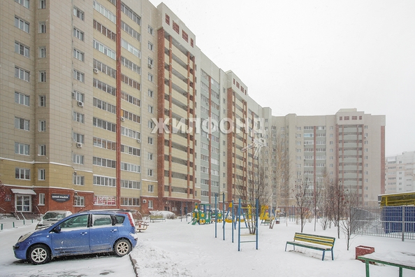 
   Продам 1-комнатную, 45.2 м², 2-й (4 мкр.) кв-л, 226

. Фото 11.