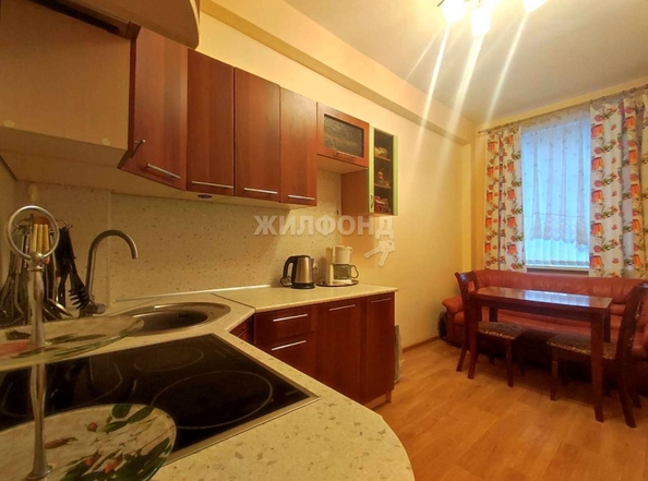 
   Продам 1-комнатную, 42.8 м², Садовая ул, 17

. Фото 9.