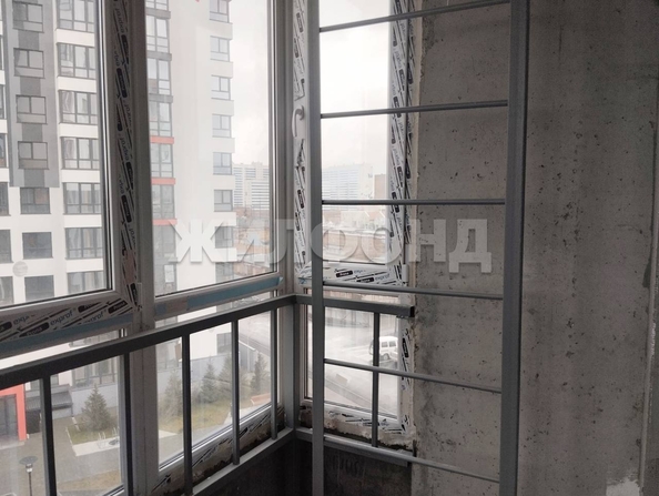 
  Продается 1-комн. квартира, 28 м², ЖК Азимут, дом 2
. Фото 15.
