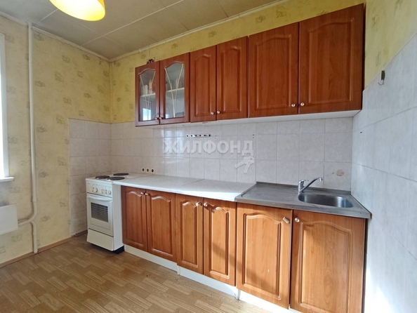 
   Продам 2-комнатную, 47.6 м², Кирова ул, 108

. Фото 20.