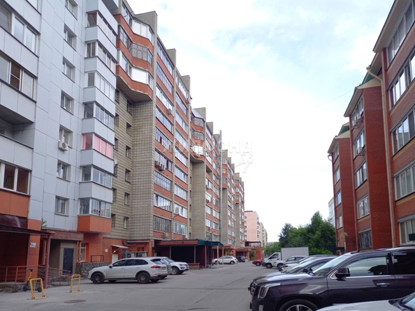 
   Продам 2-комнатную, 47.6 м², Кирова ул, 108

. Фото 27.