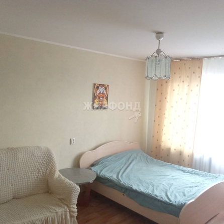 
   Продам 2-комнатную, 53.4 м², Макаренко ул, 7

. Фото 2.