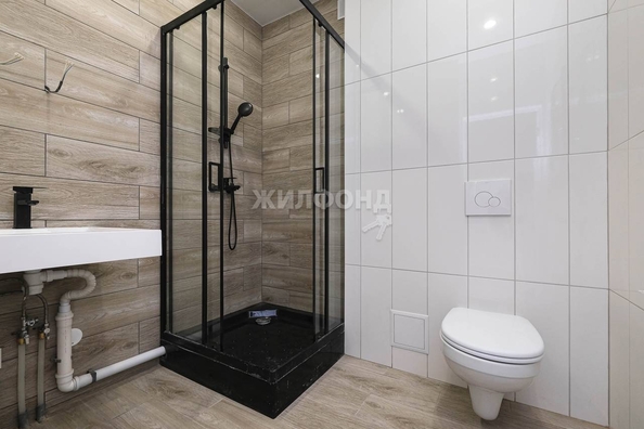 
   Продам 2-комнатный апартамент, 46.3 м², Кирова ул, 113/2

. Фото 10.