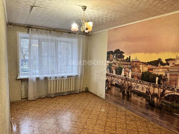 
   Продам 3-комнатную, 58.1 м², Новоуральская ул, 25а

. Фото 1.