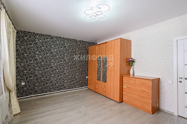 
   Продам дом, 122.7 м², Новосибирск

. Фото 7.