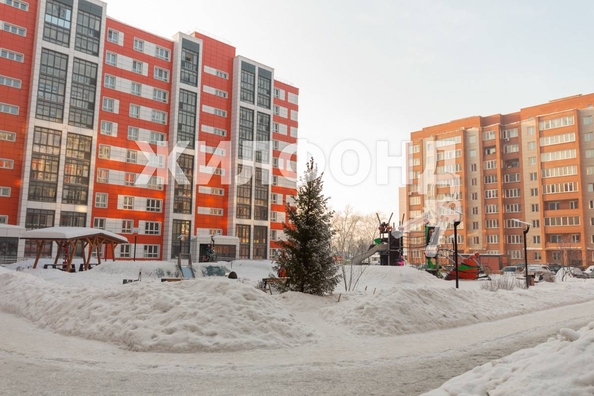 
   Продам 3-комнатную, 76.6 м², Кирова ул, 322

. Фото 22.