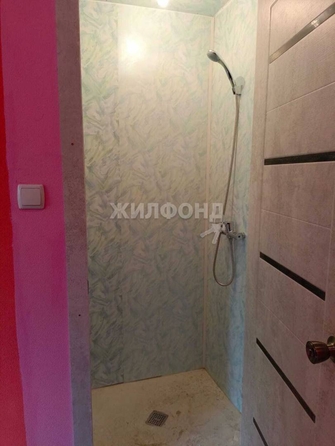 
   Продам комнату, 33.4 м², Военный городок ул, 113

. Фото 5.