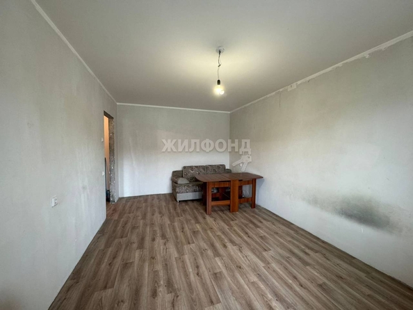 
   Продам 1-комнатную, 37.4 м², Марии Ульяновой ул, 18

. Фото 2.