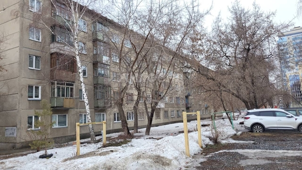 
   Продам 2-комнатную, 43.4 м², Степная ул, 33

. Фото 2.