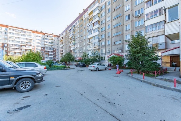 
   Продам 2-комнатную, 43.2 м², Дуси Ковальчук ул, 14

. Фото 34.