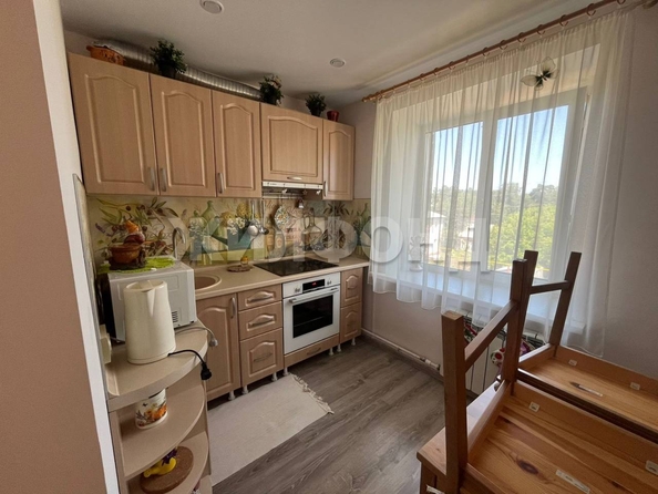 
   Продам 2-комнатную, 50 м², Революции пр-кт, 53

. Фото 7.