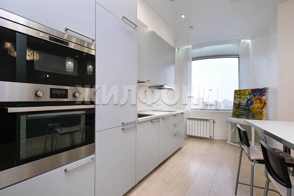 
   Продам 1-комнатную, 43.8 м², Лескова ул, 21

. Фото 8.