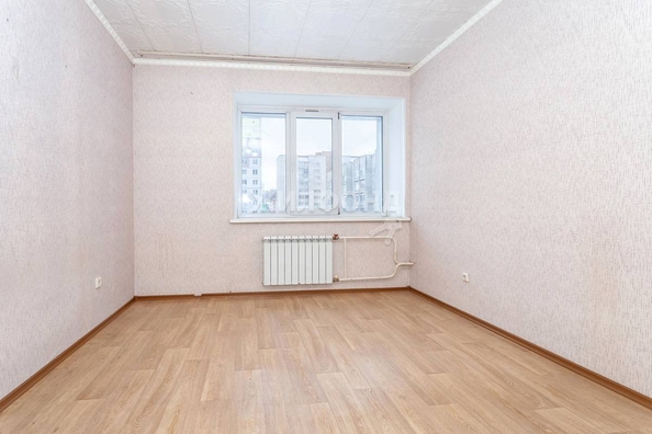 
   Продам 1-комнатную, 39.9 м², Красная Сибирь ул, 102

. Фото 1.