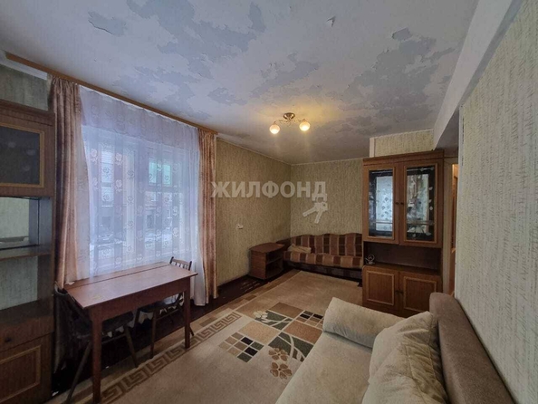 
   Продам 1-комнатную, 32 м², Эйхе ул, 9а

. Фото 1.