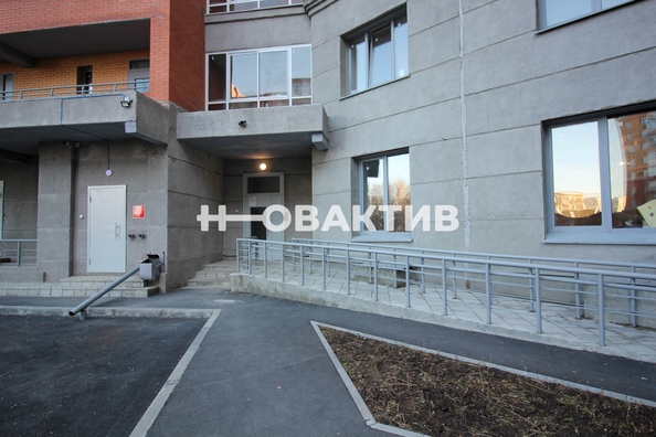 
   Продам 1-комнатную, 36 м², Есенина ул, 67

. Фото 24.