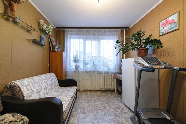 
   Продам 3-комнатную, 59.2 м², Кропоткина ул, 130

. Фото 10.