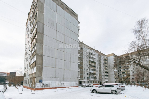 
   Продам 3-комнатную, 59.2 м², Кропоткина ул, 130

. Фото 25.