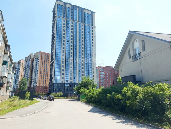 
   Продам 3-комнатную, 63.6 м², Аэропорт ул, 55/1

. Фото 9.