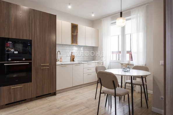 
   Продам 1-комнатную, 37.8 м², Гурьевская ул, 177/1

. Фото 5.