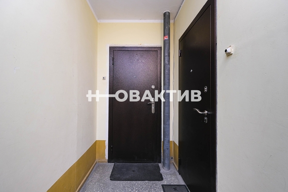 
   Продам 1-комнатную, 38 м², Ключ-Камышенское Плато ул, 20

. Фото 23.