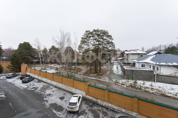 
   Продам 3-комнатную, 103.1 м², 1-е Мочищенское ш, 150

. Фото 7.