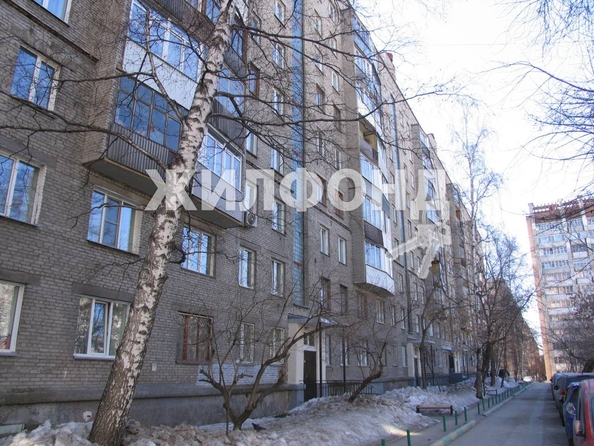 
   Продам 3-комнатную, 58.1 м², Челюскинцев ул, 44

. Фото 30.