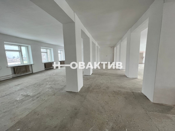 
   Продам помещение свободного назначения, 550 м², Ленина ул, 24

. Фото 9.