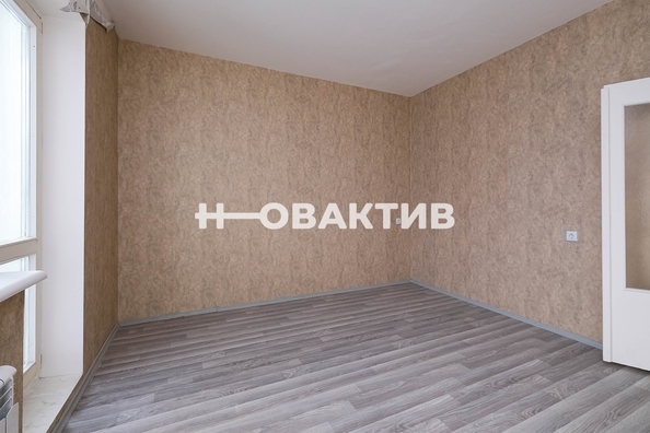 
   Продам 1-комнатную, 42 м², Гранатовый, 36

. Фото 2.