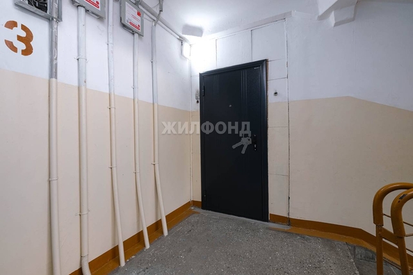 
   Продам 1-комнатную, 29 м², Кропоткина ул, 136

. Фото 16.