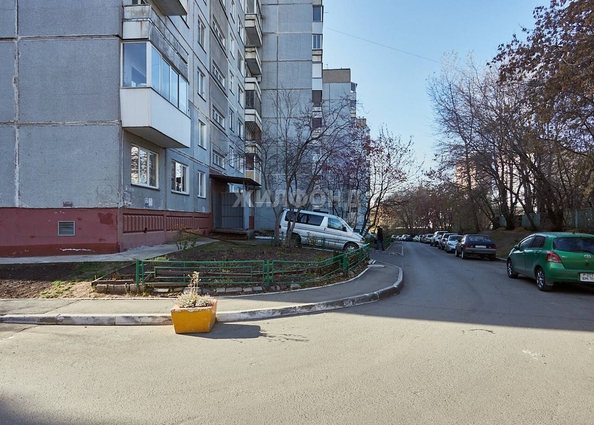 
   Продам 1-комнатную, 28.5 м², Кропоткина ул, 267

. Фото 20.